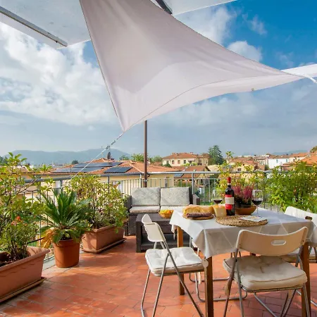 La Rondine - Luu280 By Interhome * Lucca