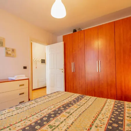 La Rondine - Luu280 By Interhome